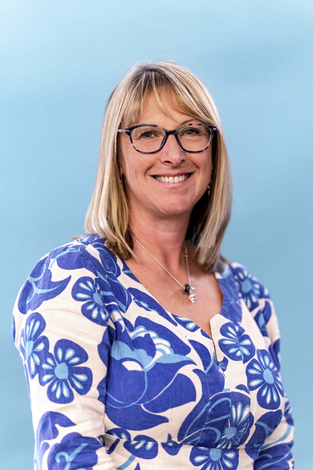 Photo of Elaine Badger